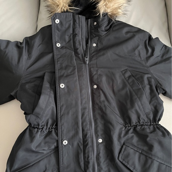 Abercrombie & Fitch Women’s Water/Wind Resistant Padded Winter Parka - Size M - Picture 8 of 15
